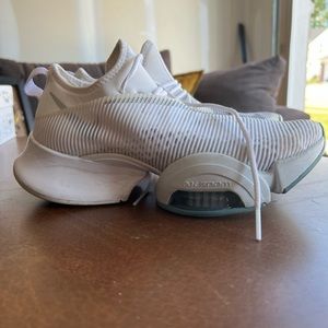 Nike Air Zoom Superrep - Shoes Size 8